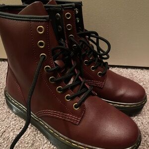 Dr Martens Zavala Burgundy boots